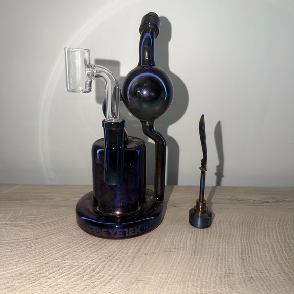 Redeyetek Glass “vase” - Picture 2 of 3